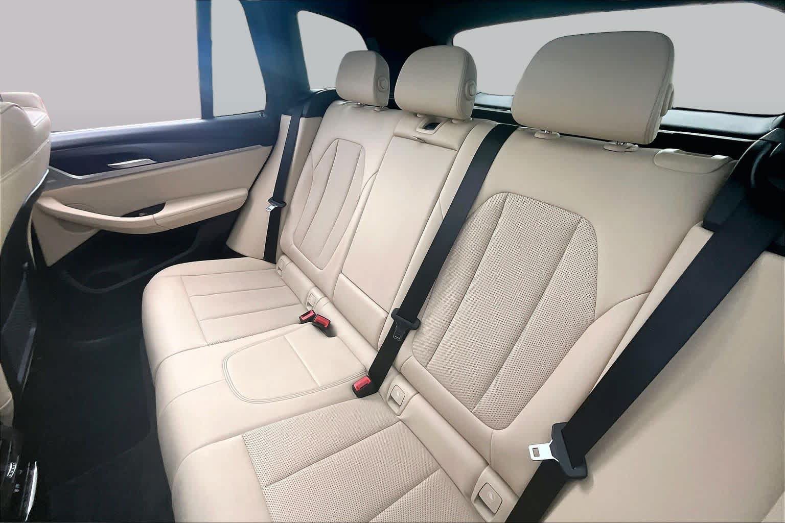 Used 2023 BMW X3 sDrive30i w/ Premium Package w/ZPA RWD image 19