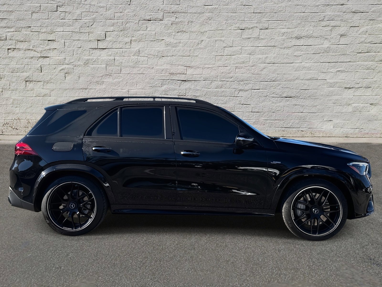 Used 2024 Mercedes-Benz GLE 53 AMG 4MATIC image 4