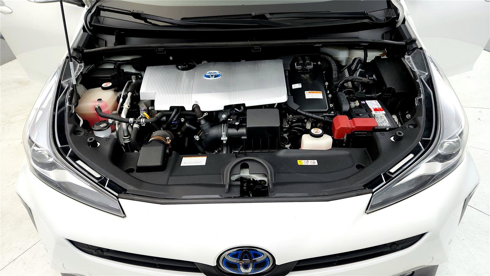 Certified 2019 Toyota Prius XLE image 15
