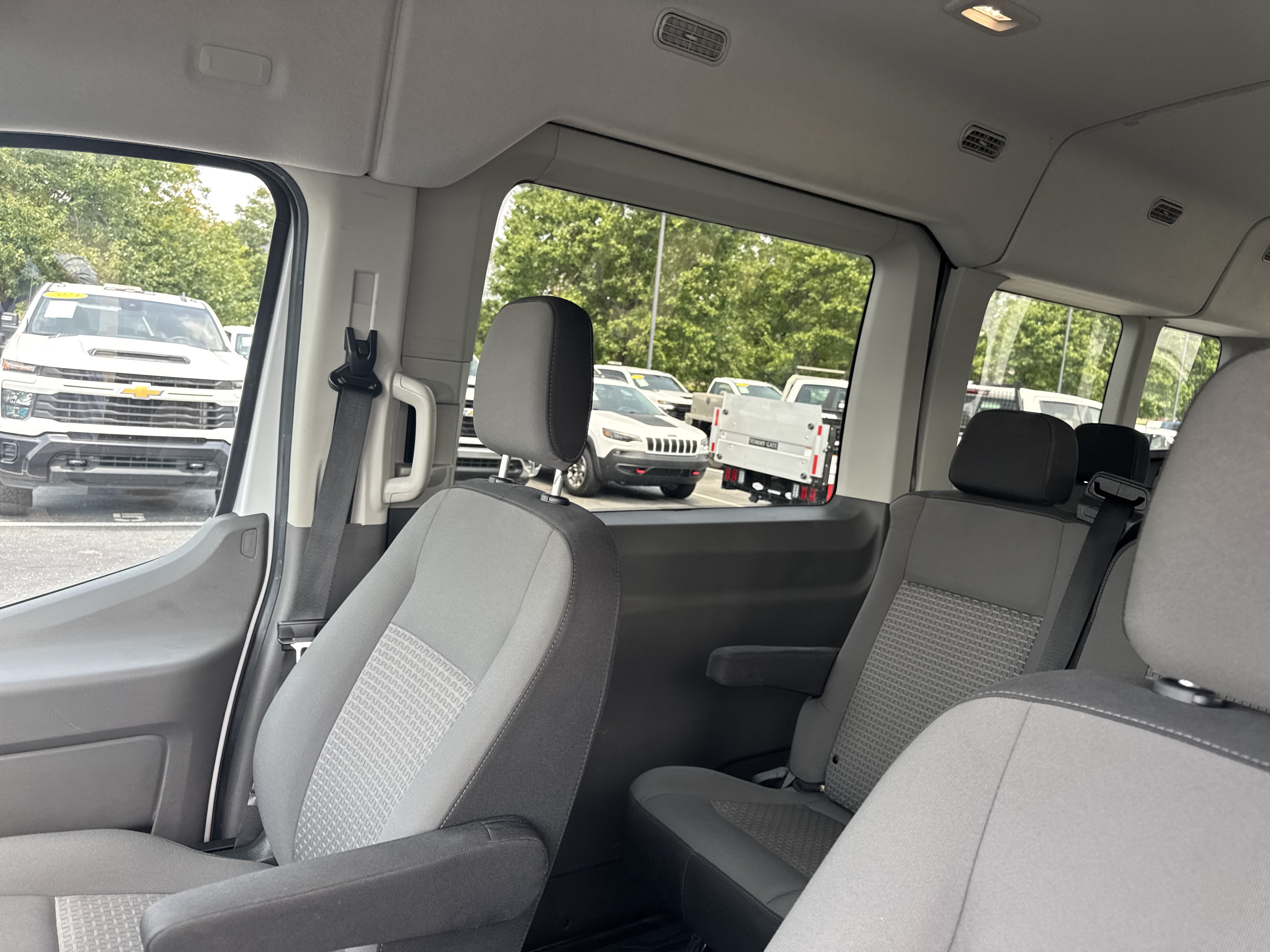 Used 2024 Ford Transit 350 XLT RWD image 23