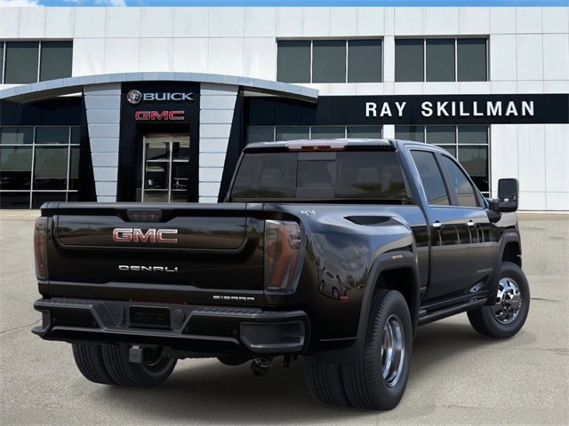 New 2025 GMC Sierra 3500 Denali Ultimate image 4