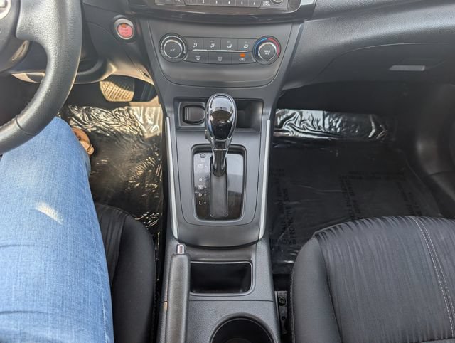 Used 2017 Nissan Sentra SV FWD image 13