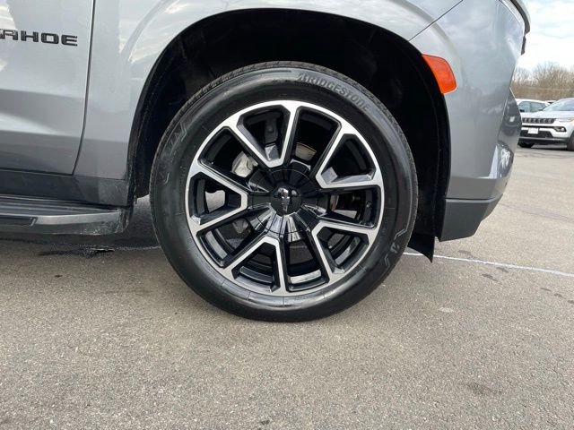 Used 2022 Chevrolet Tahoe RST w/ Luxury Package image 39
