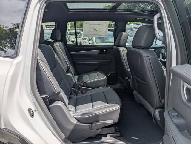 New 2026 Buick Enclave Sport Touring w/ Super Cruise Package FWD image 18