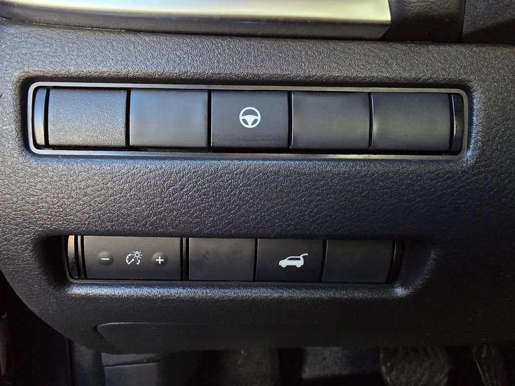 Used 2021 Nissan Rogue SL w/ Premium Package image 13