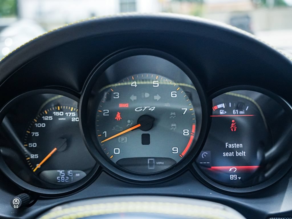 Certified 2016 Porsche Cayman GT4 RWD image 23