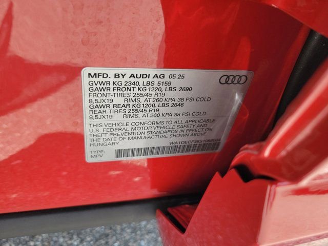 Certified 2025 Audi Q3 2.0T Premium w/ Convenience Package AWD/4WD image 31