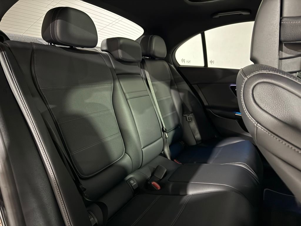 Used 2024 Mercedes-Benz C 300 Sedan image 28