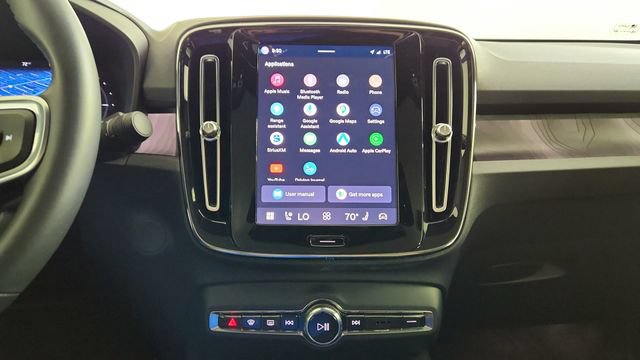 Certified 2023 Volvo C40 P8 Recharge Plus w/ Climate Package AWD/4WD image 20