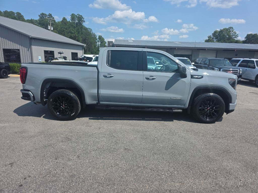 Used 2024 GMC Sierra 1500 Elevation w/ LPO, Elevation Black Package RWD image 4