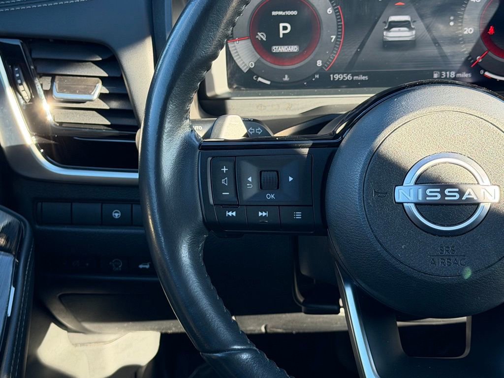 Used 2024 Nissan Rogue SL w/ SL Premium Package image 29