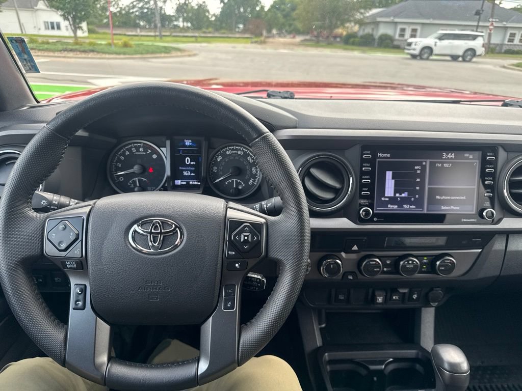 Used 2023 Toyota Tacoma TRD Off-Road AWD/4WD image 3