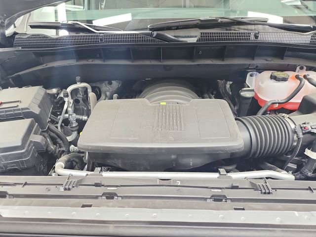 New 2026 GMC Sierra 1500 SLT image 17