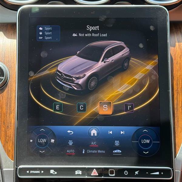 Used 2023 Mercedes-Benz GLC 300 image 19