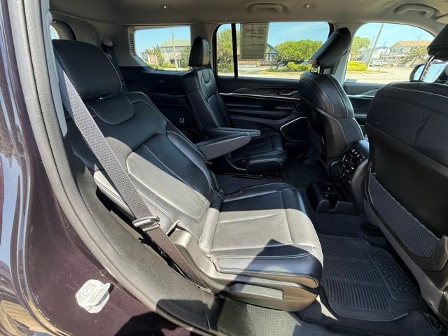 Used 2022 Jeep Grand Cherokee L Limited image 13