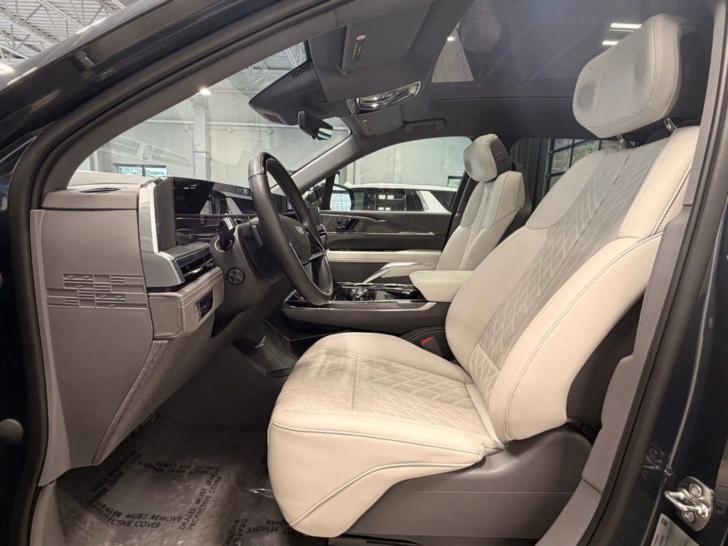 Used 2026 Cadillac Escalade IQL Sport 1 AWD/4WD image 25