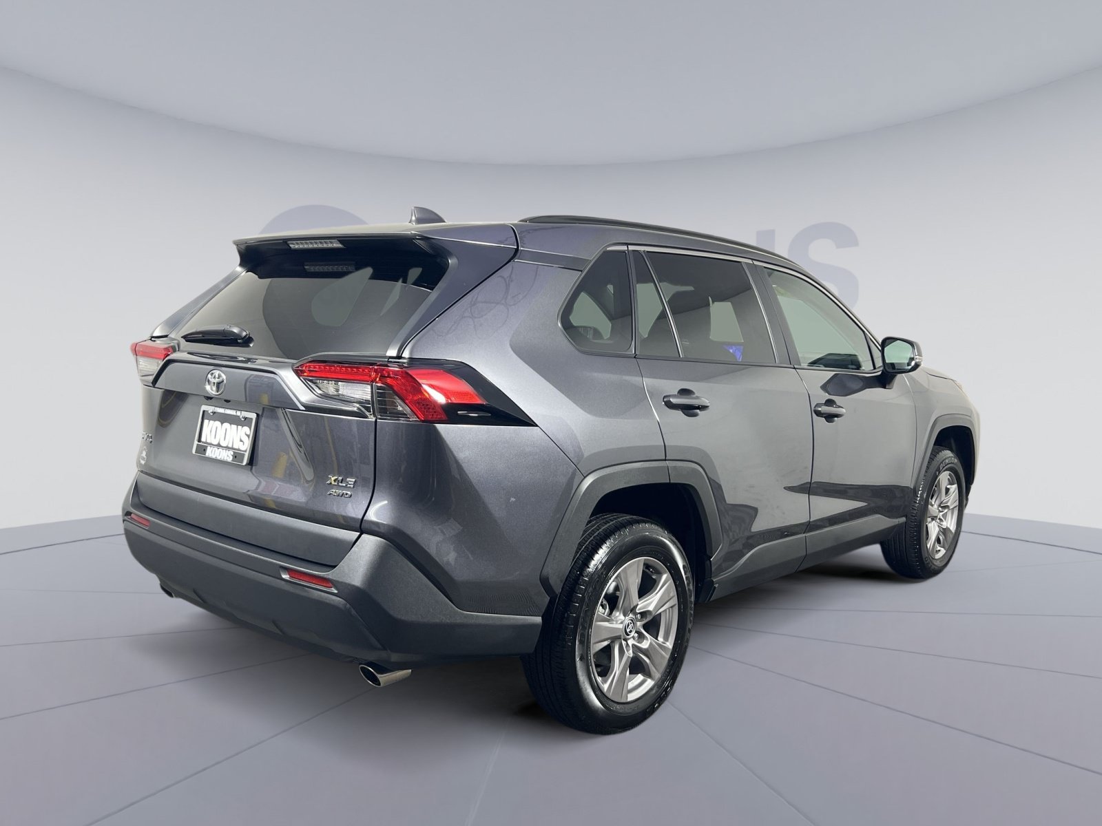 Used 2024 Toyota RAV4 XLE AWD/4WD image 7