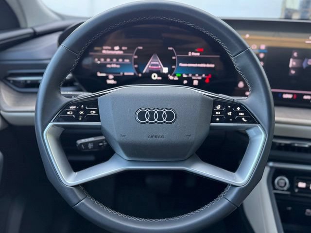 Used 2025 Audi Q5 Premium w/ Convenience Package AWD/4WD image 17