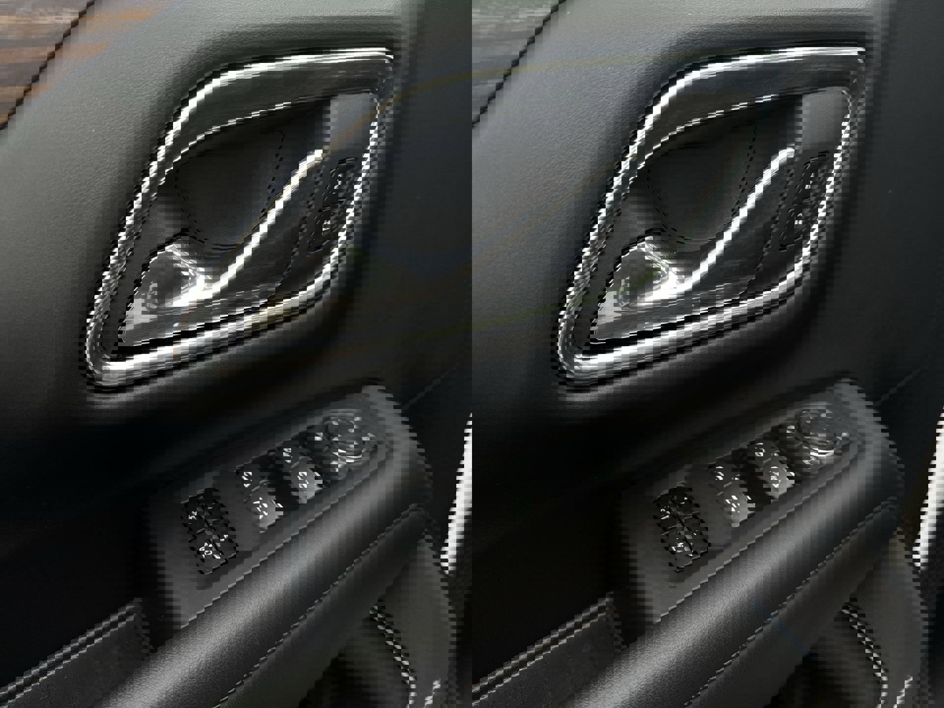 Certified 2024 Chevrolet Tahoe High Country image 24