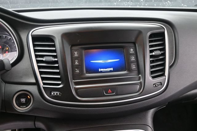 Used 2016 Chrysler 200 Limited w/ Convenience Group FWD image 22