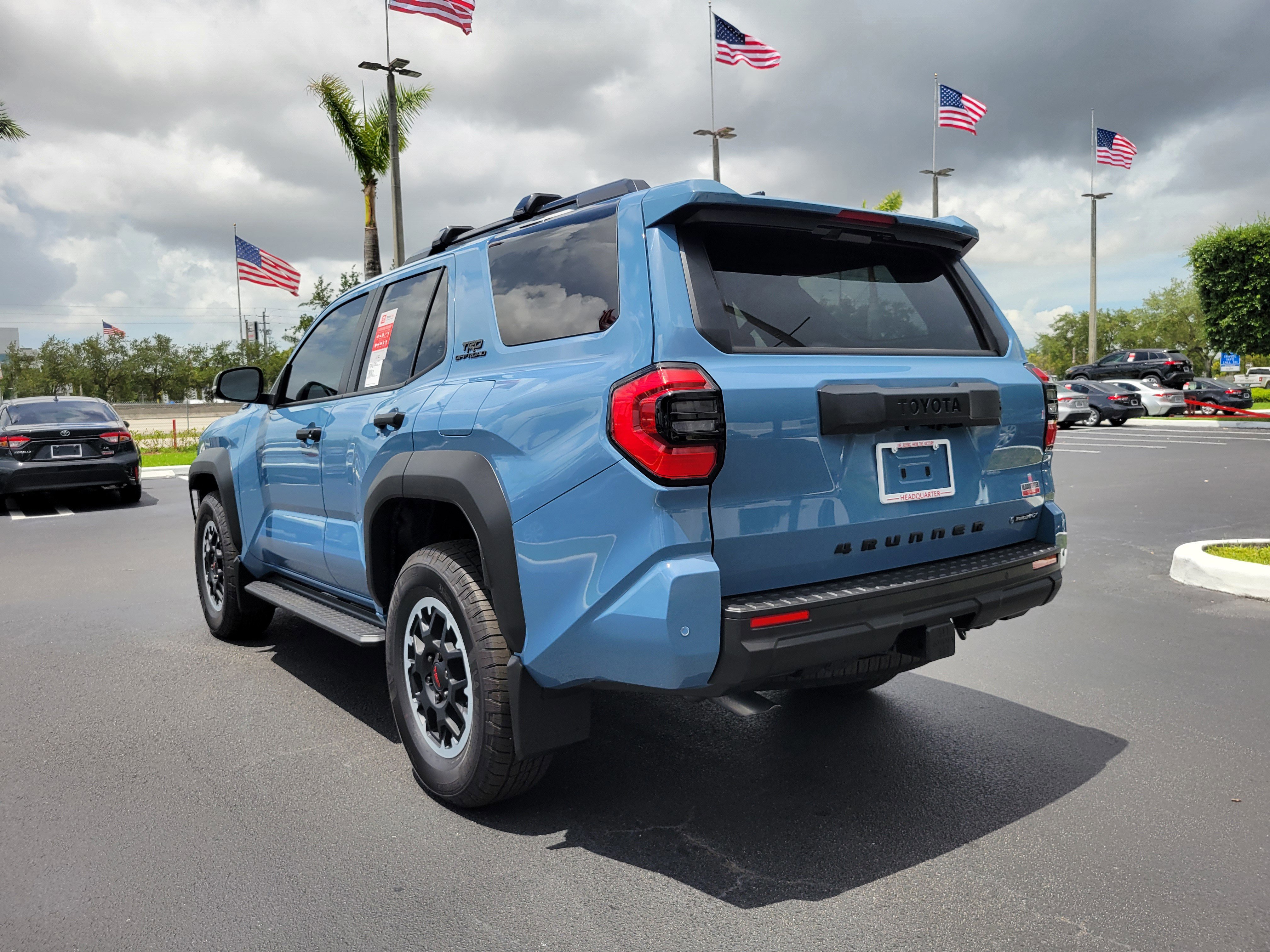 Used 2025 Toyota 4Runner 4WD image 9