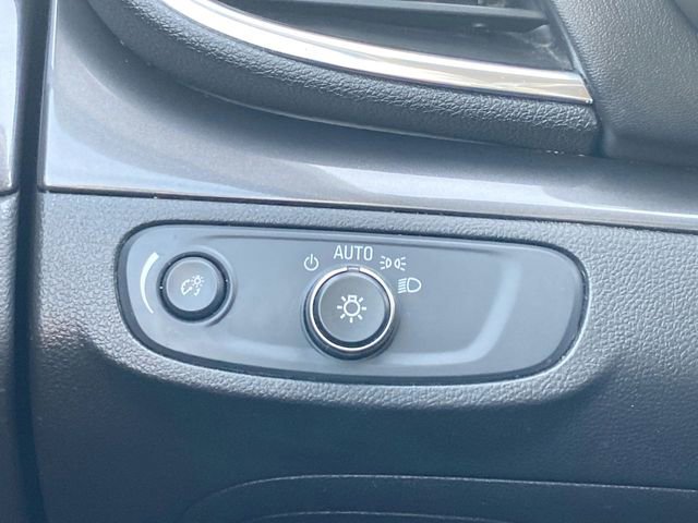Used 2018 Buick Encore Preferred FWD image 17