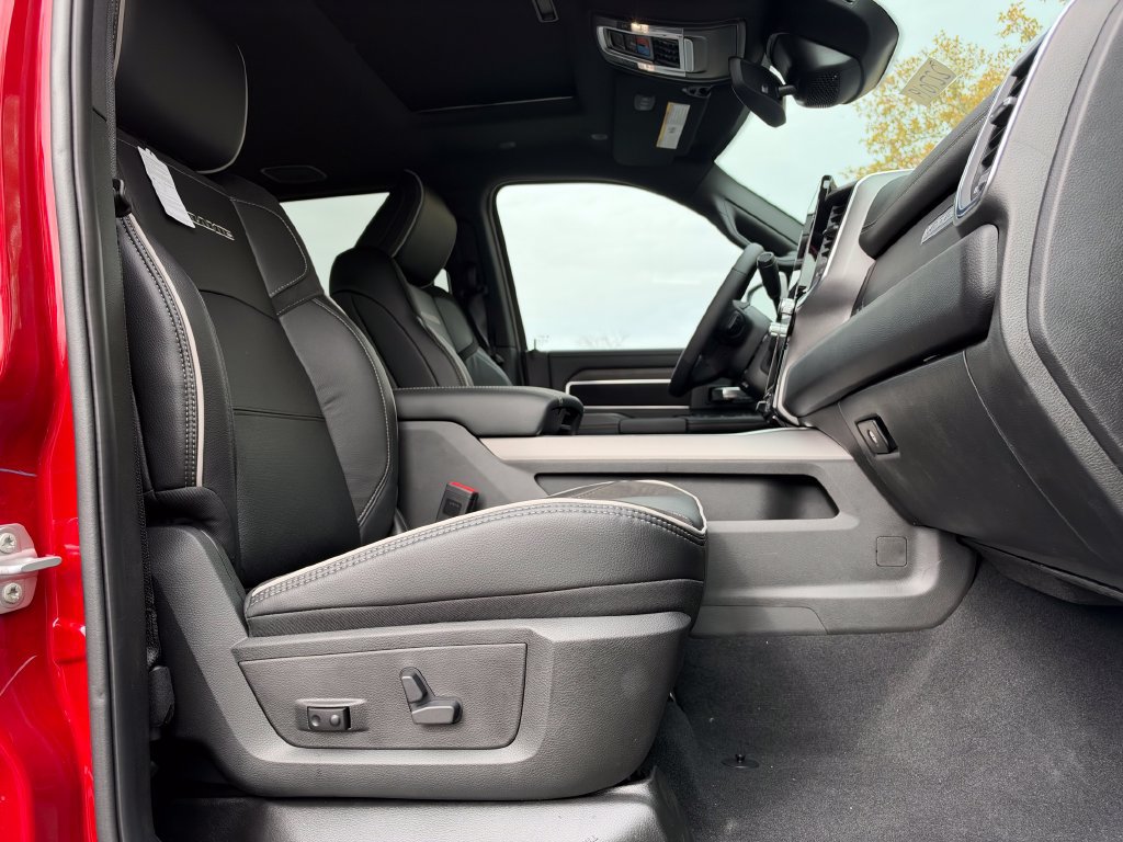 New 2027 RAM 2500 Laramie AWD/4WD image 12