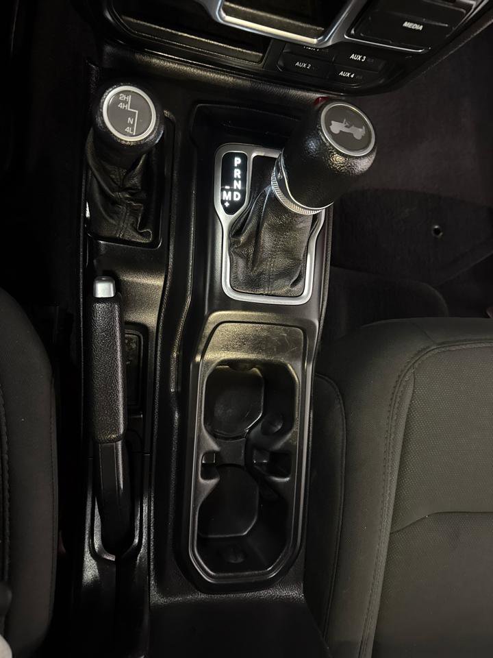 Used 2021 Jeep Wrangler Unlimited Sport image 23