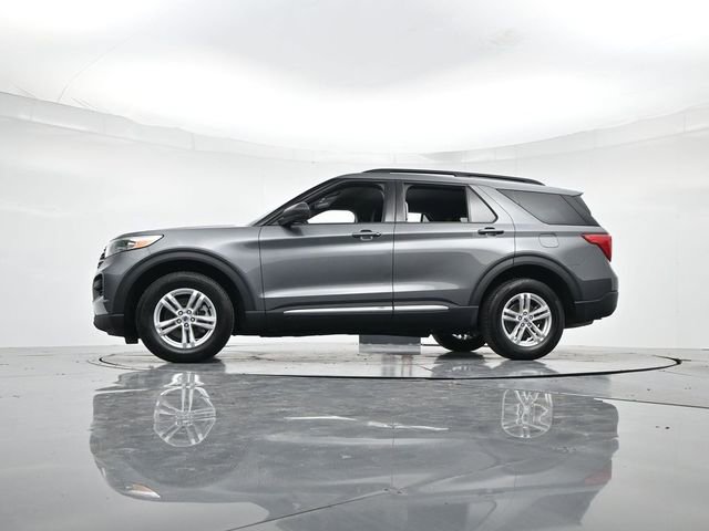 Used 2023 Ford Explorer XLT image 37