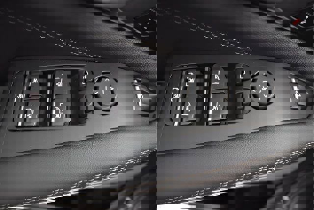 New 2026 BMW X5 xDrive40i w/ Premium Package image 24