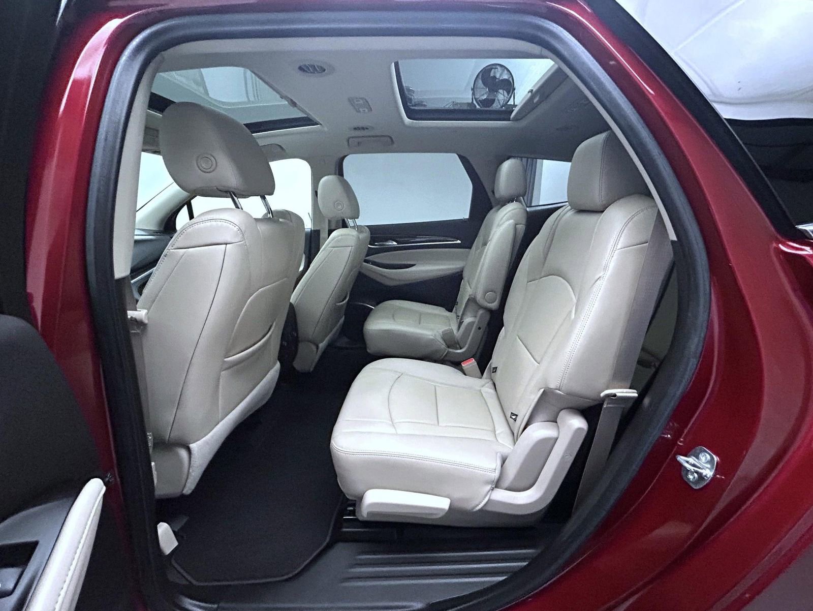 Used 2020 Buick Enclave Premium w/ Sun and Sites Package image 20