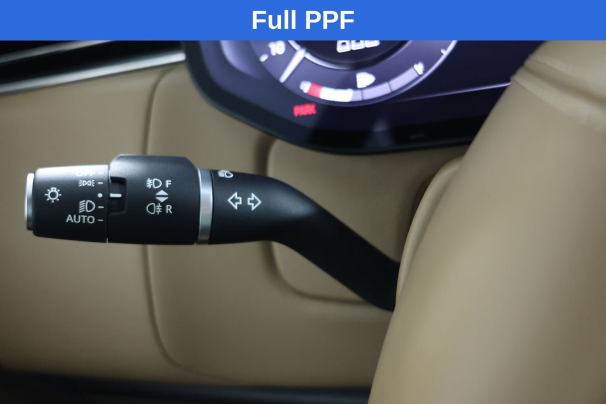 Used 2024 Land Rover Range Rover SE AWD/4WD image 24