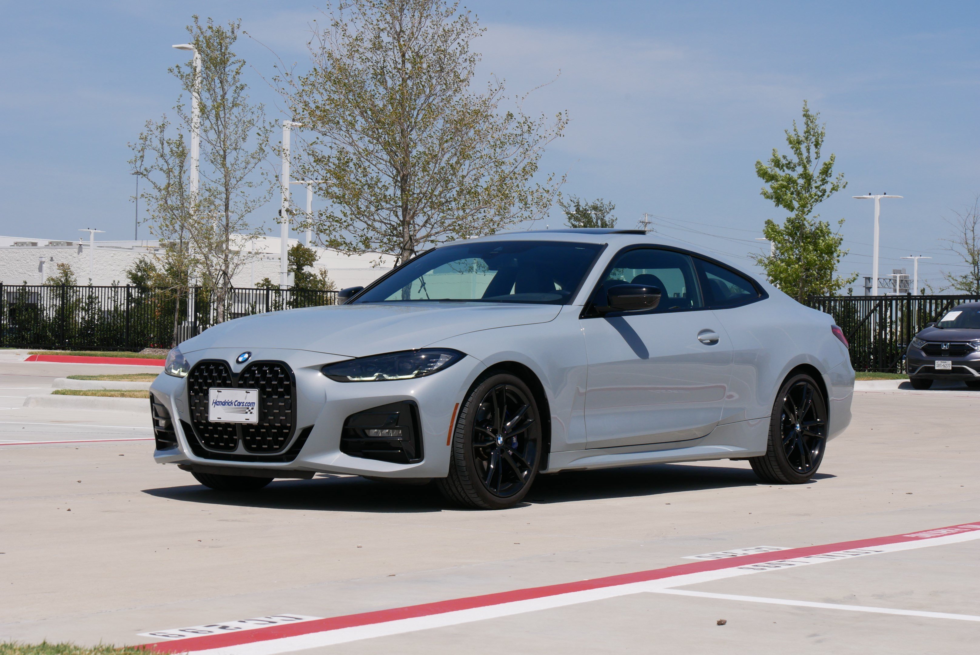Used 2022 BMW 430i Coupe w/ M Sport Package RWD image 5