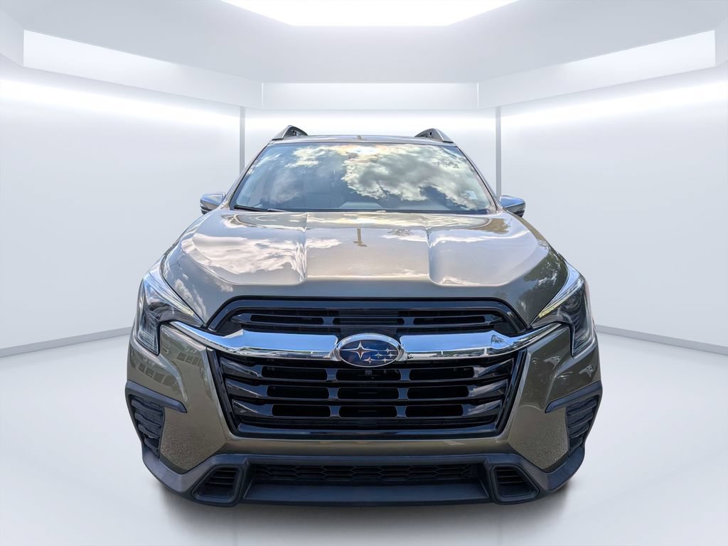 Used 2023 Subaru Ascent Limited w/ Technology Package AWD/4WD image 8