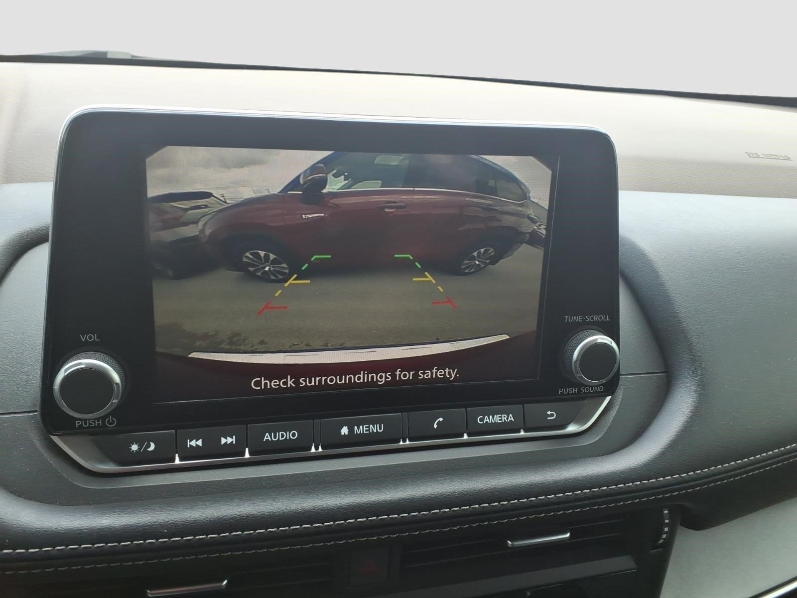Used 2023 Nissan Rogue SV AWD/4WD image 18