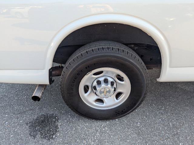 Used 2024 Chevrolet Express 3500 LS RWD image 11