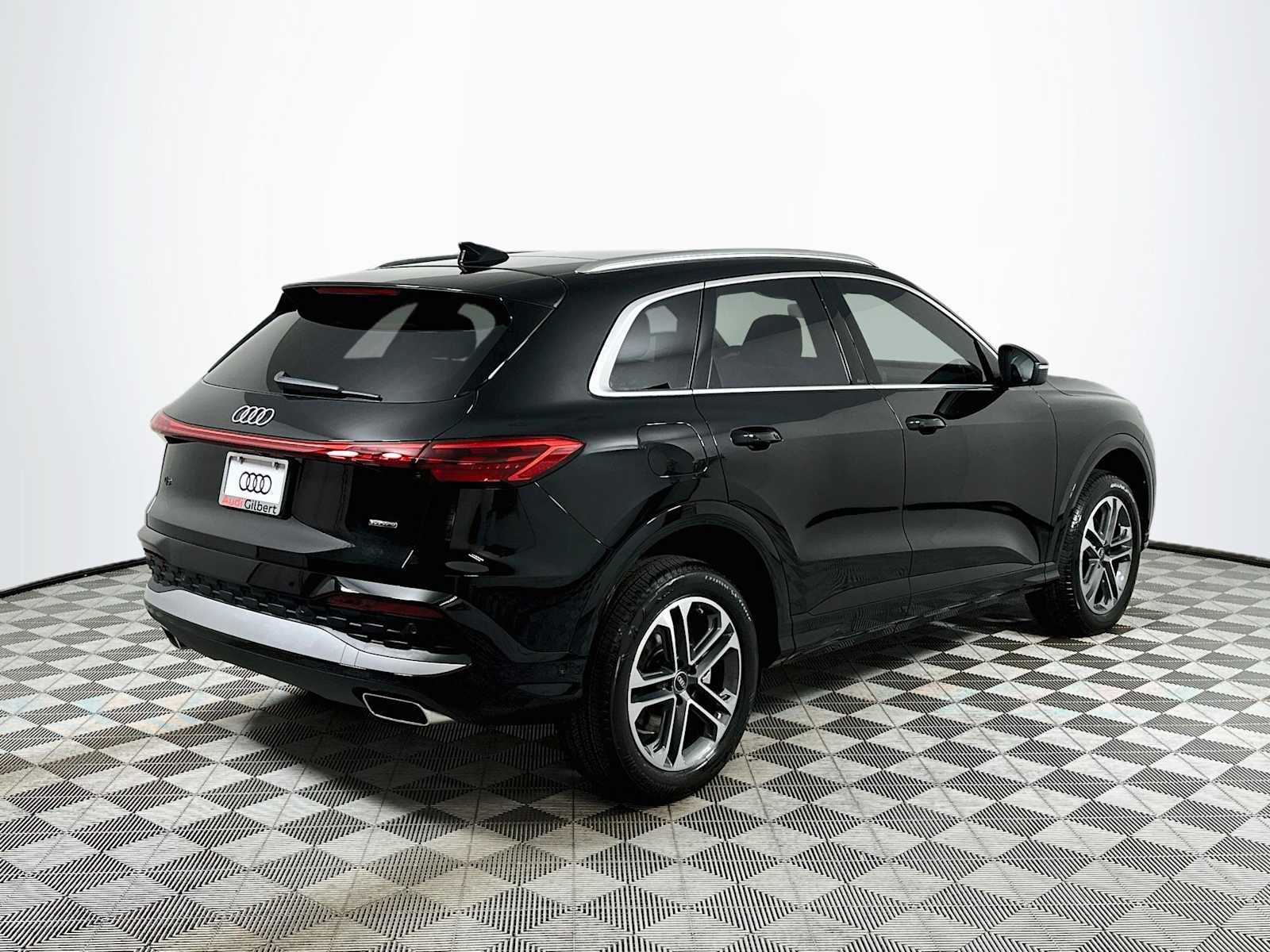 New 2026 Audi Q5 Premium AWD/4WD image 7