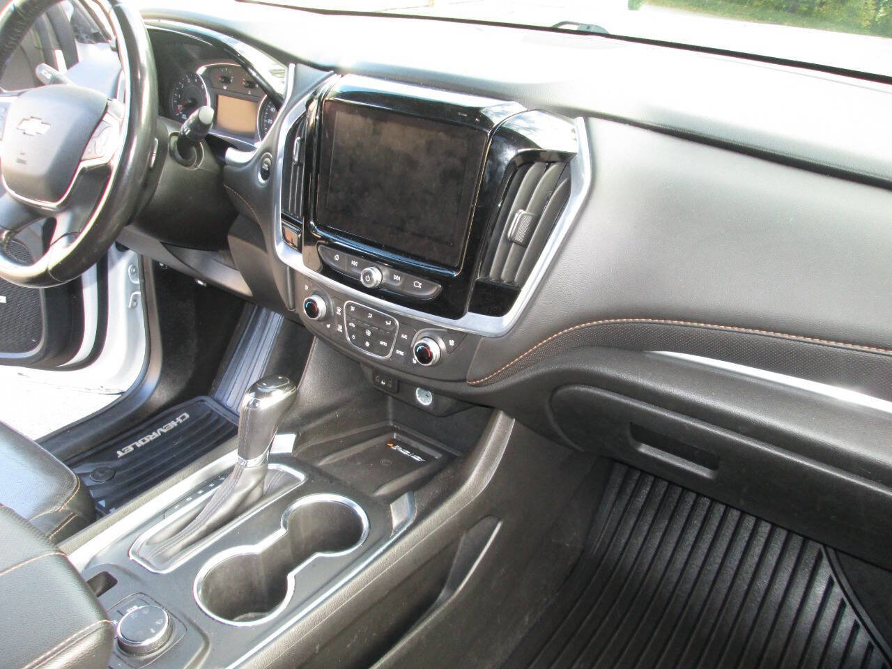 Used 2019 Chevrolet Traverse Premier w/ Redline Edition image 27