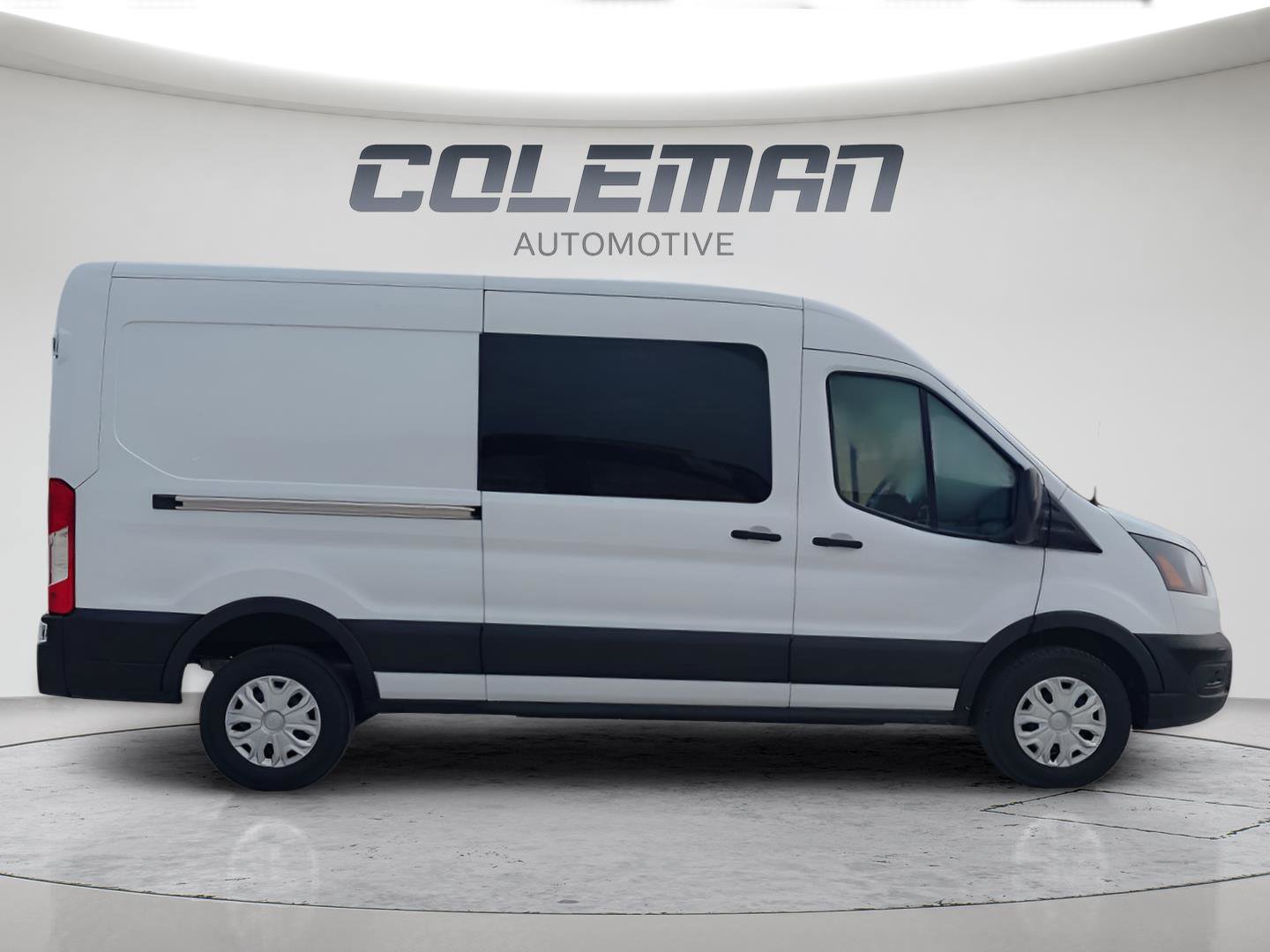 New 2023 Ford E-Transit Medium Roof image 6