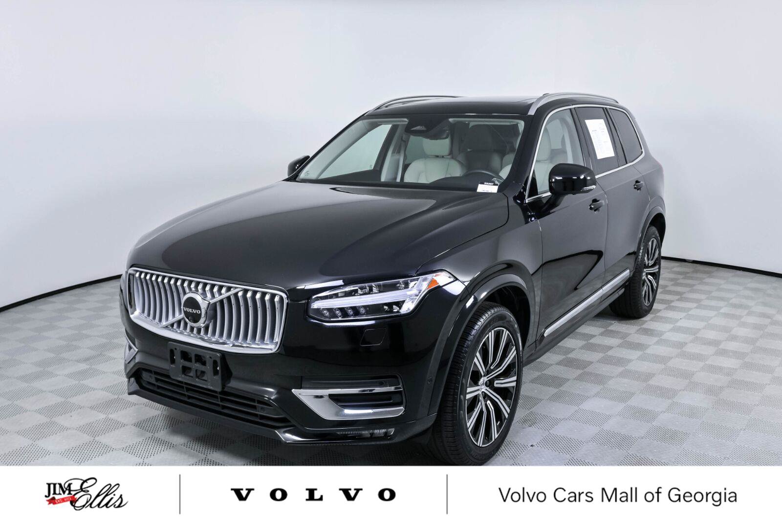Certified 2023 Volvo XC90 B6 Plus AWD/4WD image 1