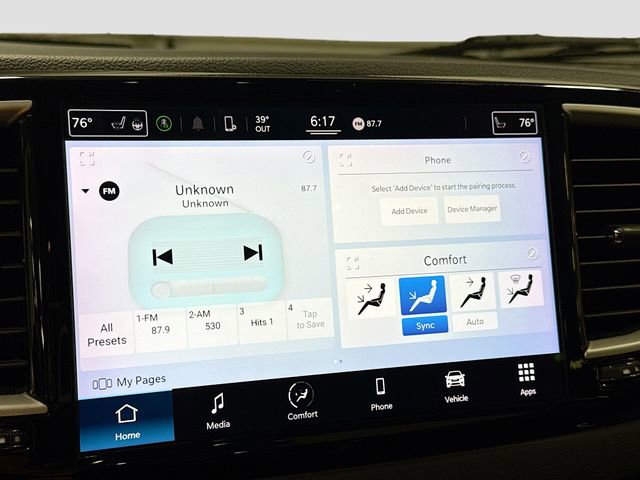 Used 2022 Chrysler Pacifica Touring-L FWD image 14