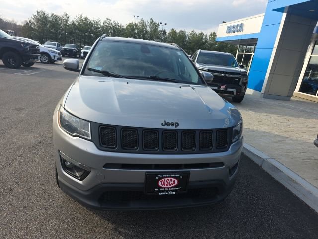 Used 2020 Jeep Compass Latitude image 2