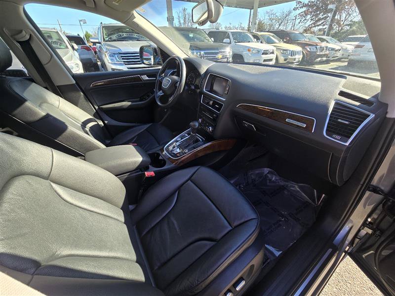 Used 2015 Audi Q5 2.0T Premium Plus AWD/4WD image 25
