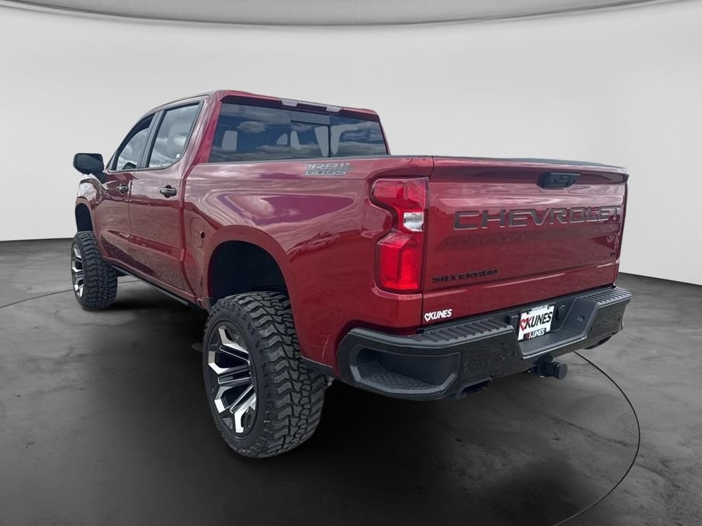 Used 2024 Chevrolet Silverado 1500 LT Trail Boss w/ LT Trail Boss Premium Package AWD/4WD image 9