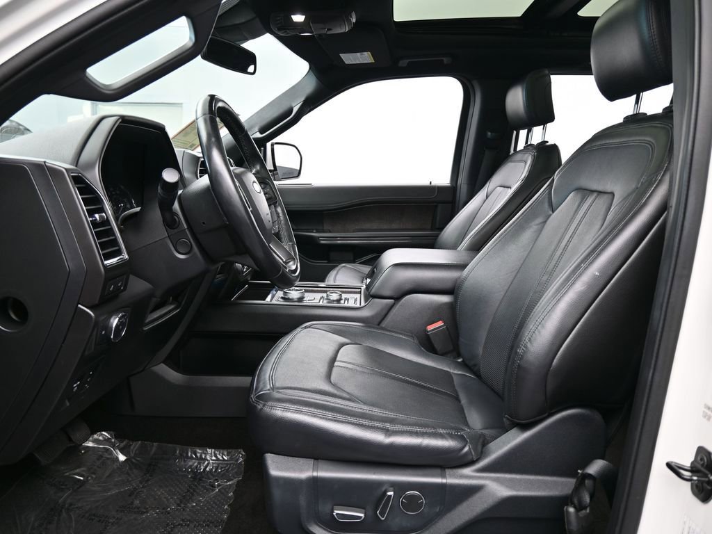 Used 2020 Ford Expedition Limited image 11