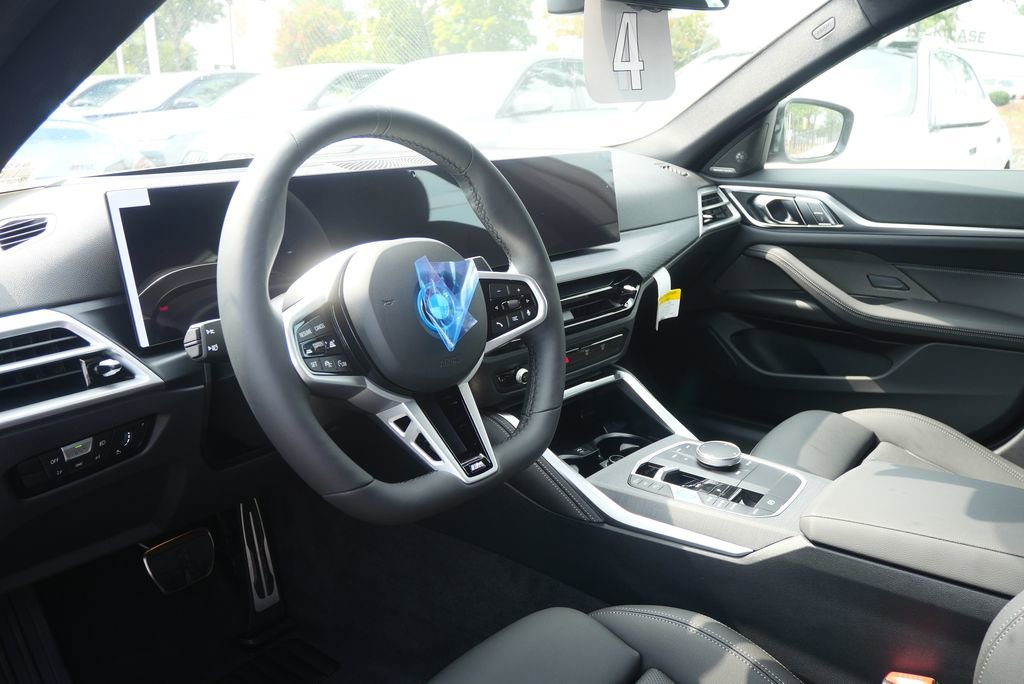New 2025 BMW i4 eDrive40 w/ M Sport Package image 3