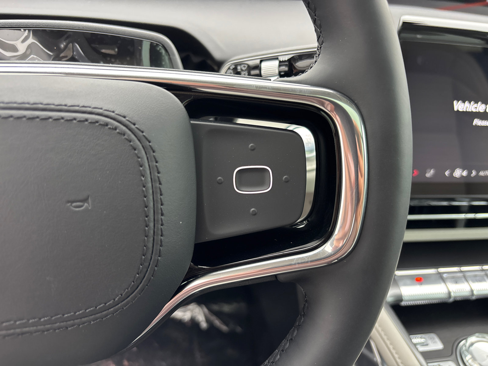 New 2026 Lincoln Nautilus Reserve AWD/4WD image 18