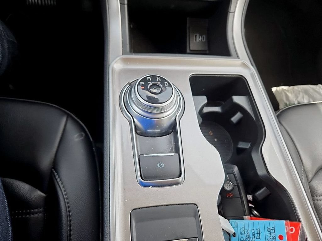 Used 2024 Ford Edge SEL AWD/4WD image 28