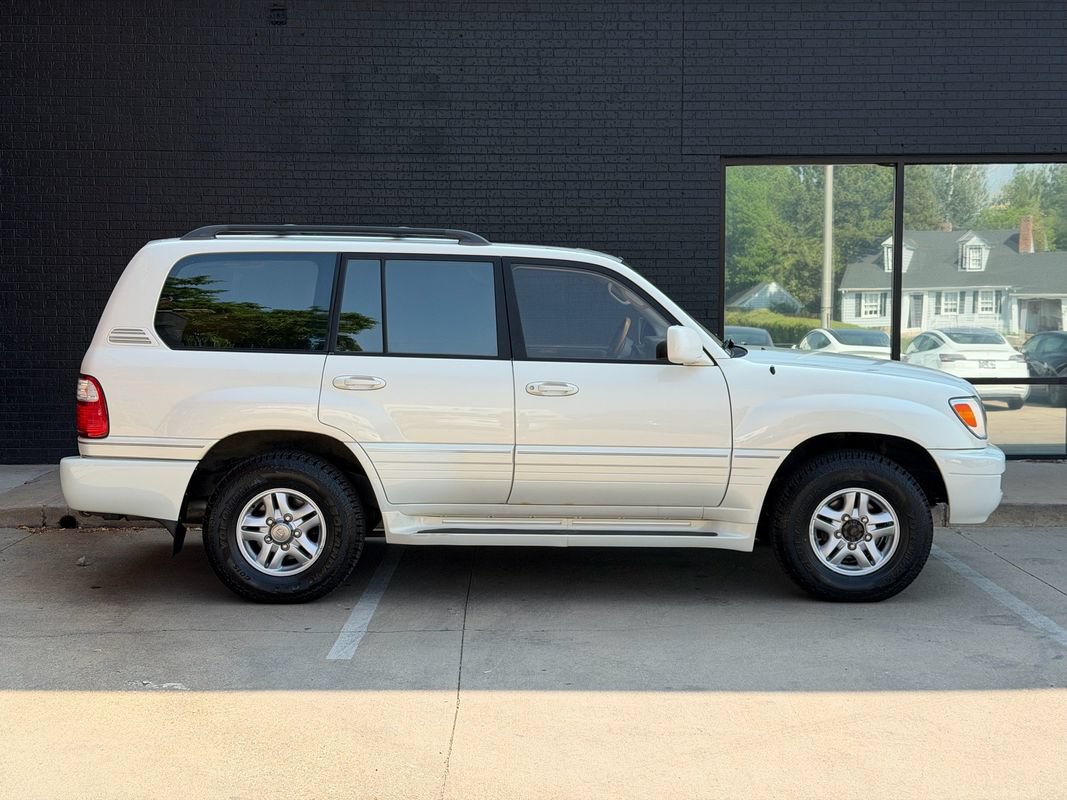 Used 2001 Lexus LX 470 4WD image 9