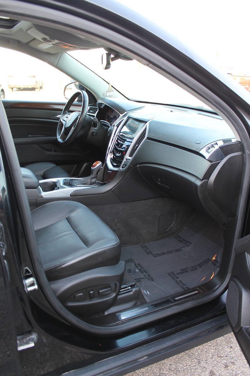 Used 2016 Cadillac SRX Performance w/ Driver Awareness Package image 23